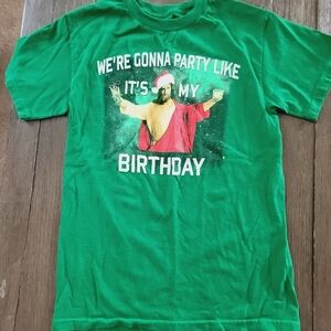 2/$20 Spencer's Christmas T Shirt S